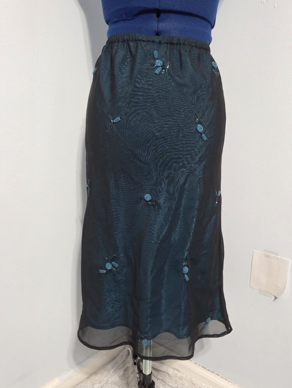 Vintage 90s Black Mesh Beaded Midi Skirt Size 4 - Picture 2 of 6